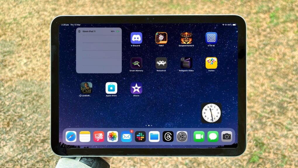 2025 iPad 11 with Apple A16 review
