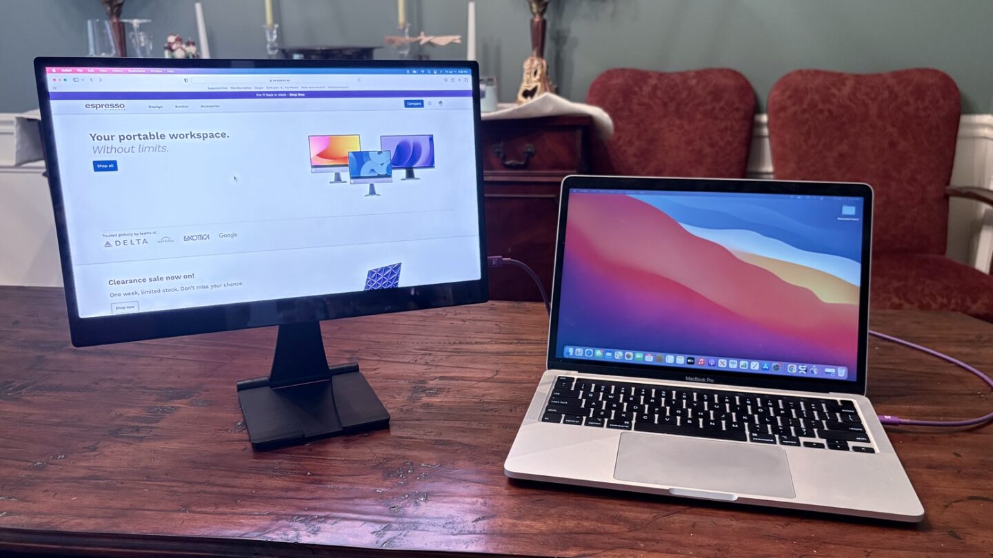 espresso 15 Pro portable monitor with MacBook Pro